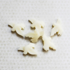 Кабошон Голубки, 13х20 мм, кольору слонової кістки, 1 шт.