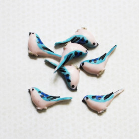 Кабошон Пташка 30х14 мм, синьо-рожева, 1 шт. 