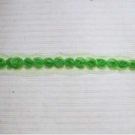 Стрічка з квітами, ширина квітки 2 см, довжина 30 см, світло-зелений