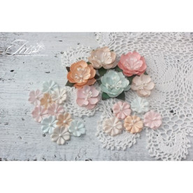 Набор цветов First Love персик-мята Iris, 25-40 мм, 21 шт