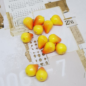 Груша декоративна, 2 см, 1 шт.