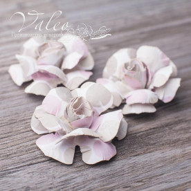 Декоративные бумажные Розы 40*40мм 3шт цвет молочно-розовый 2951 Valeo