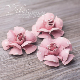 Декоративные бумажные Розы 40*40мм 3шт цвет розовый с сердечком 2954 Valeo