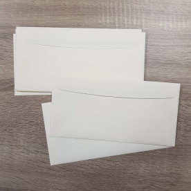 Конверт Е65 110х220 мм +лента, кремовый, 100 г/м2