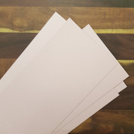 Заготівля для листівки, вертикальна, рожевий, легка фактура, 250 г / м2, 11.7х15 см