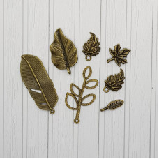 Набір металевих підвісок Листочки, антична бронза, 7 шт.