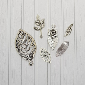 Набір металевих підвісок Листочки, античне срібло, 6 шт.