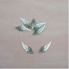 Металлическая подвеска Крылышко с розой двустороннее, размер 30 мм, античное серебро