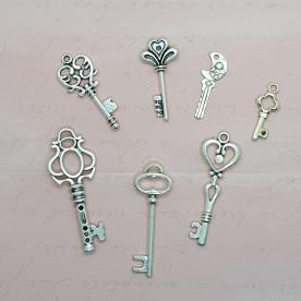 Набір підвісок Ключики, античне срібло, 7 шт.