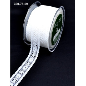 Кружево "Lace Ivory" от May Arts, ширина 2,2 см, длина 90 см