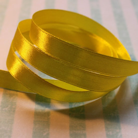 Атласна стрічка жовтого кольору, довжина 90 см, ширина 10 мм