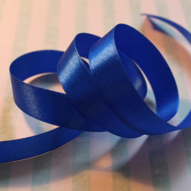 Атласная лента синего цвета, длина 90 см, ширина 16 мм