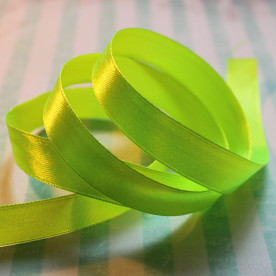 Атласная лента салатового цвета, длина 90 см, ширина 12 мм