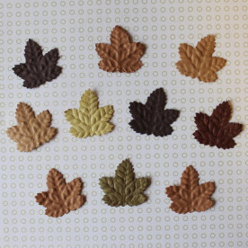 Набір листочків клена в коричневих тонах без стебла, 10 шт, 3х4 см