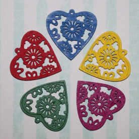 Набор деревянных резных сердечек разных цветов, 40х39 мм, 5 шт