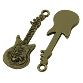 Металева підвіска "Гітара" кольору античної бронзи, 31х11 мм, 1 шт
