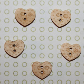 Дерев'яна гудзик "Сердечко" з візерунком, 1 шт, 15х12 мм