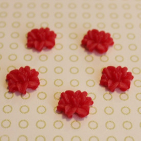 Кабошон Лілія яскраво-червоного кольору, 13 мм, 1 шт