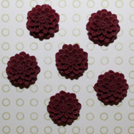 Кабошон Хризантема бордового цвета, диаметр 15 мм, высота 8 мм, 1 шт