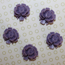Кабошон Роза фиолетового цвета, диаметр 15 мм, высота 5 мм, 1 шт