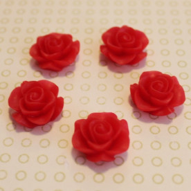 Кабошон троянда червоного кольору, діаметр 20 мм, товщина 9 мм