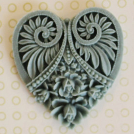 Кабошон Серце сірого кольору, 5,0х4,5 см, висота 4 мм, 1 шт