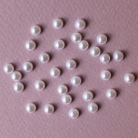Набір перламутрових половинок перлин 5 мм білого кольору, 50 шт