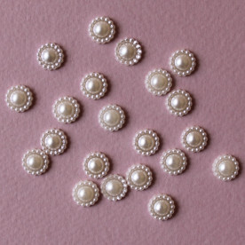 Набір половинок кремових квіточок 9 мм, 10 шт