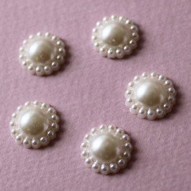 Набір перламутрових половинок квіточок кремового кольору 12 мм, 5 шт