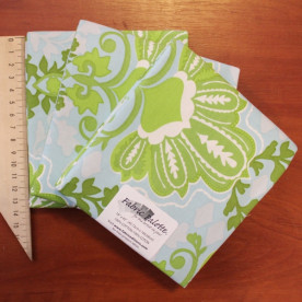 Ткань для рукоделия хлопок "Зеленый узор на голубом фоне" 46х107 см