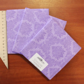 Тканина для рукоділля хлопок "Фіолетова з візерунком" 46х107 см