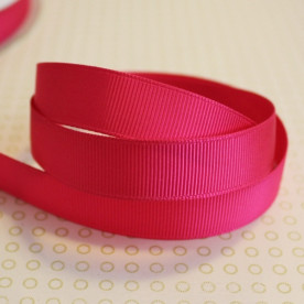 Репсова стрічка однотонна яскраво-рожевого кольору, ширина 16 мм, довжина 90 см