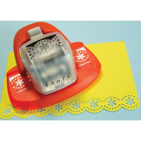 Бордюрный дырокол "Цветочек в точках"Daisy Border от Tonic Studios