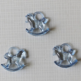 Акрилова підвіска "Конячка" синього кольору, 29х27х10 см