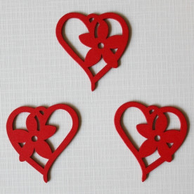 Деревянное сердечко с цветком красного цвета, 48х38 мм, 1 шт