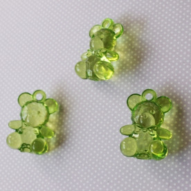 Акрилова підвіска "Ведмедик" зеленого кольору, 35х24х15 мм