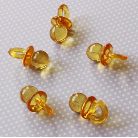 Акриловая подвеска "Соска" оранжевого цвета, 20х10х10 мм