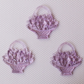 Акрилова підвіска "Кошик з квітами", бузкового кольору, 44х42 мм