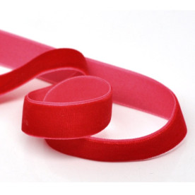 Вельветова стрічка червоного кольору, ширина 16 мм, довжина 90 см