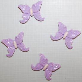 Пластиковий кабошон Метелик з візерунком фіолетового кольору, 34х28 мм, 1 шт