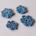 Набор вязаных цветочков синего цвета, 2 - 3 см, 4 шт