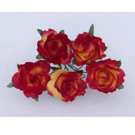 Набір 5 чайних троянд в червоно-жовтих тонах, 25 мм