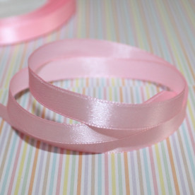 Атласна стрічка рожевого кольору, довжина 90 см, ширина 10 мм