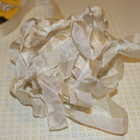 Шеббі-стрічка Croquette Beige від компанії Hug Snug, 14 мм, 90 см