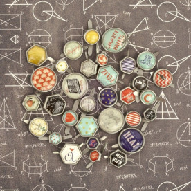 Набір брадс School Memories 32 шт від компанії Prima