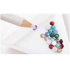 Восковый карандаш-аппликатор белого цвета для работы со стразами, 175х7 мм