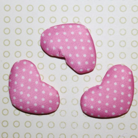 Тканинний кабошон рожевого кольору Сердечко в горошок, 33х22х7 мм, 1 шт