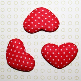 Тканинний кабошон червоного кольору Сердечко в горошок, 33х22х7 мм, 1 шт