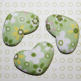 Тканинний кабошон Квіточки на світло-зеленому тлі, 33х22х7 мм, 1 шт