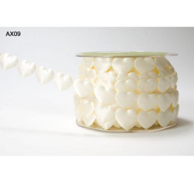 Декоративна стрічка "Сердечка" кремового кольору 90 см від May Arts